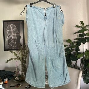 Parachute fitted jeans light blue wash